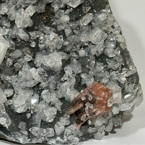 Apophyllite and stilbite Crystal self standing - Picture 6 of 12